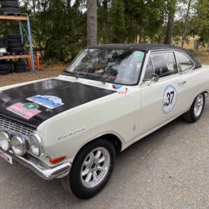 Opel Rekord Coupe-6