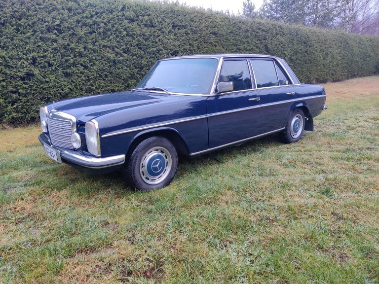 Mercedes Benz 240D 3.0