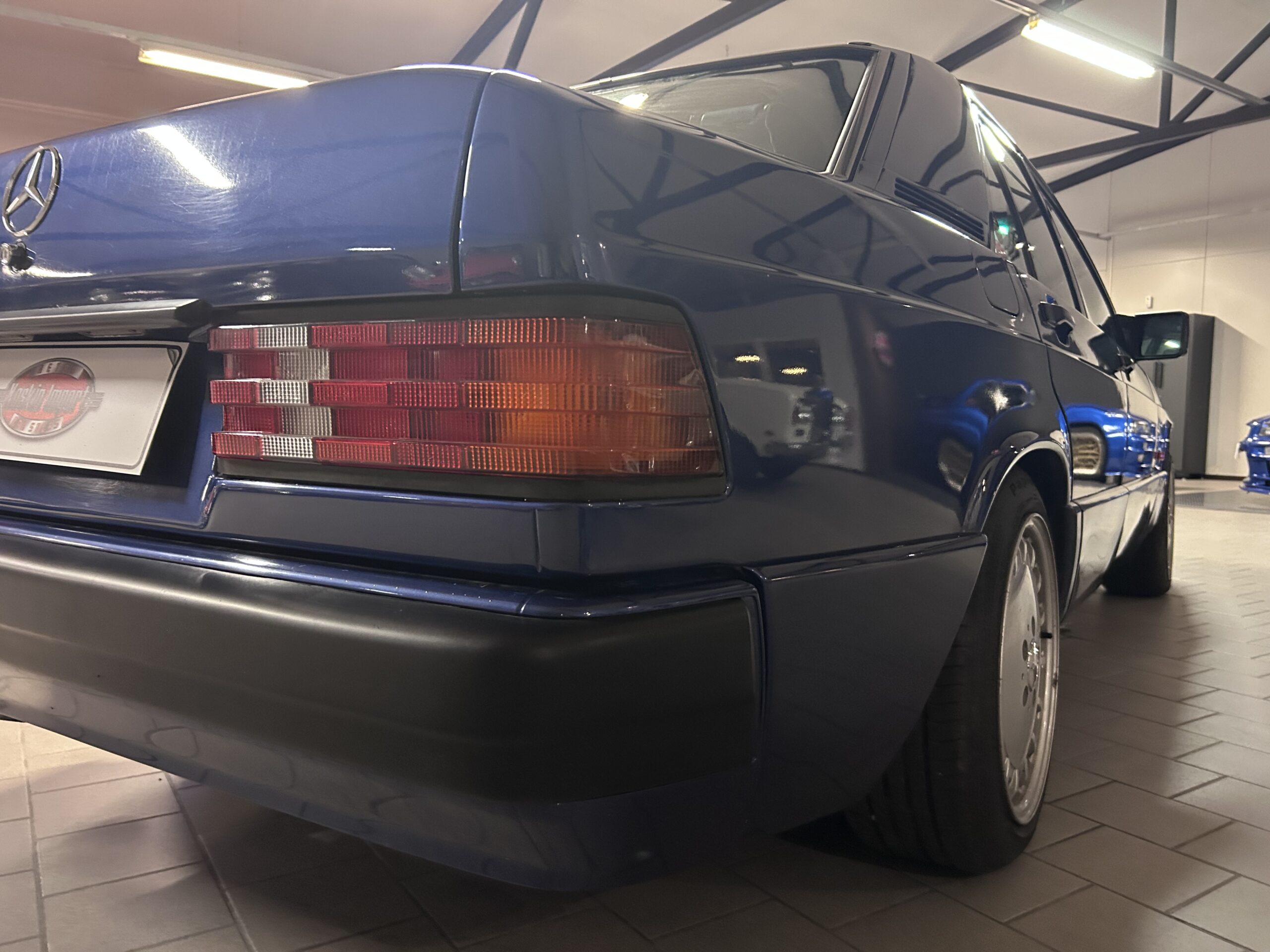 Mercedes-Benz W201 Azzuro