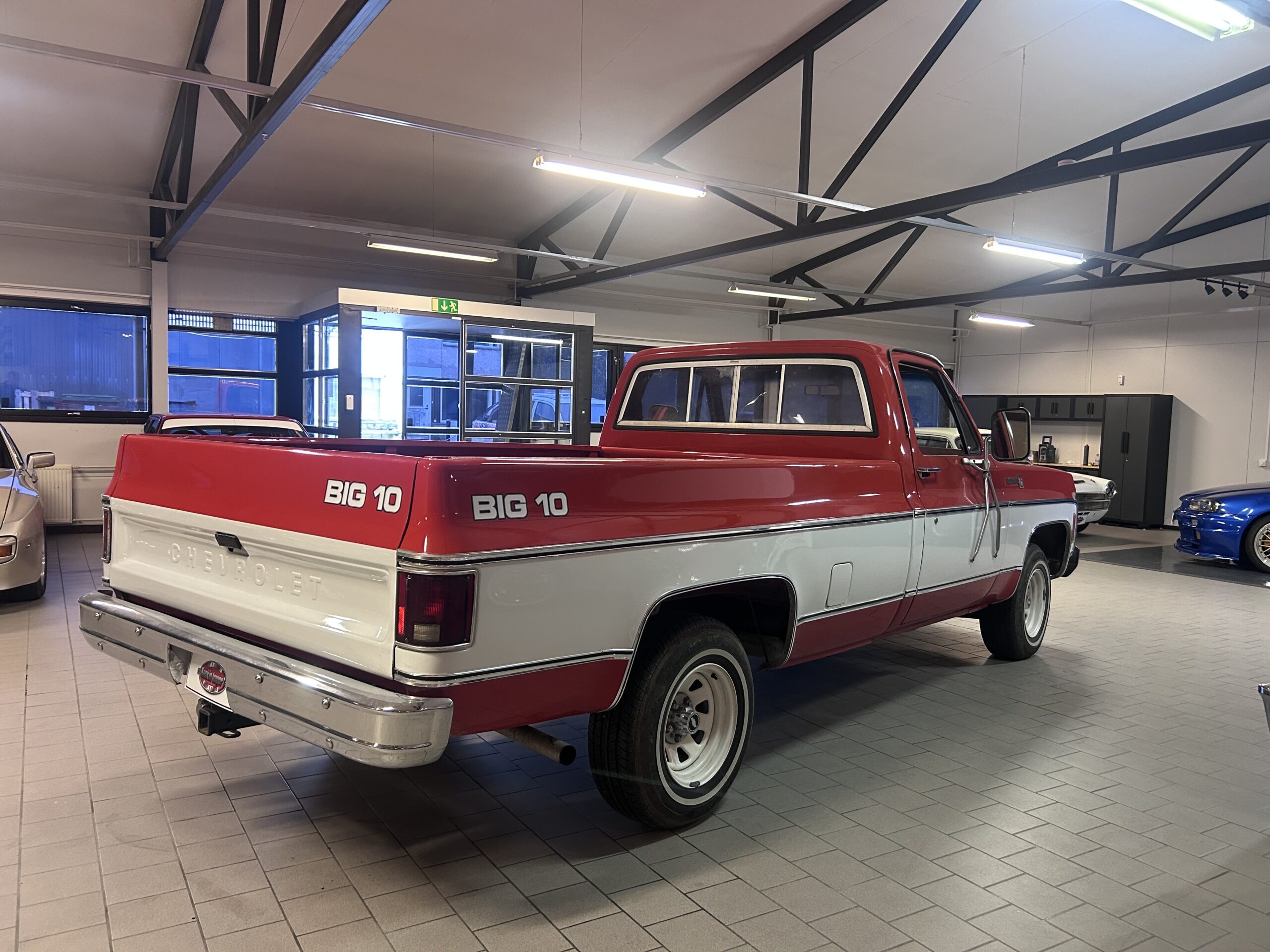 Chevrolet C10 Fleetside Big 10 Style