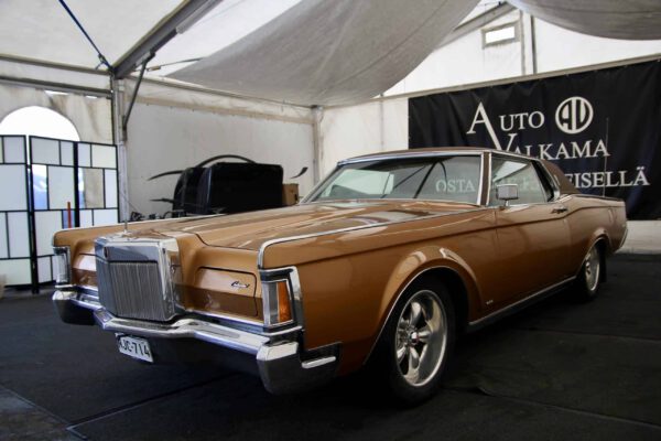 Lincoln Continental 2d Coupe MK III