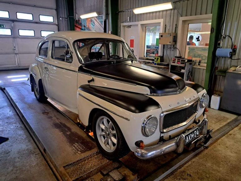 Volvo PV544 Sport Rally