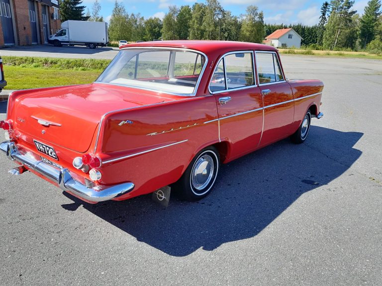 Opel Rekord P2 4-door