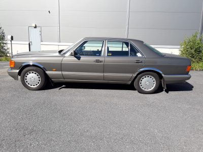 Mercedes Benz 300 W126