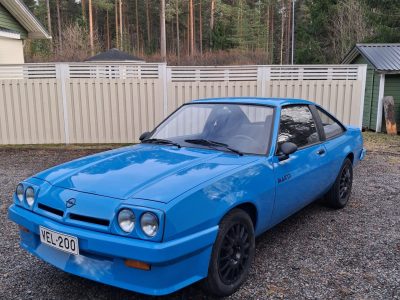 Opel Manta 2.0 16V