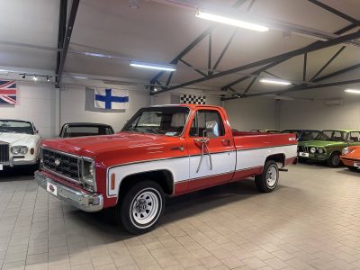 Chevrolet C10 Fleetside Big 10 Style