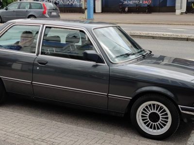 BMW 318i Automatic E21