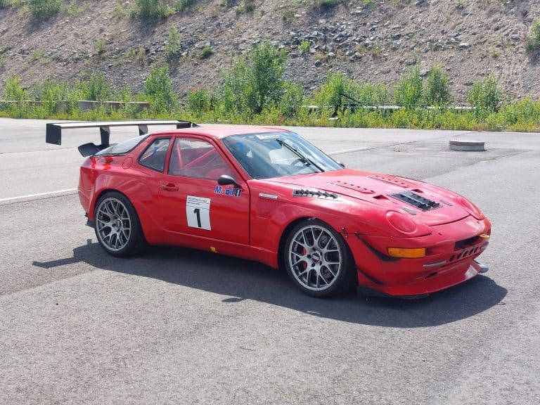 Porsche 968 Turbo RS Replica