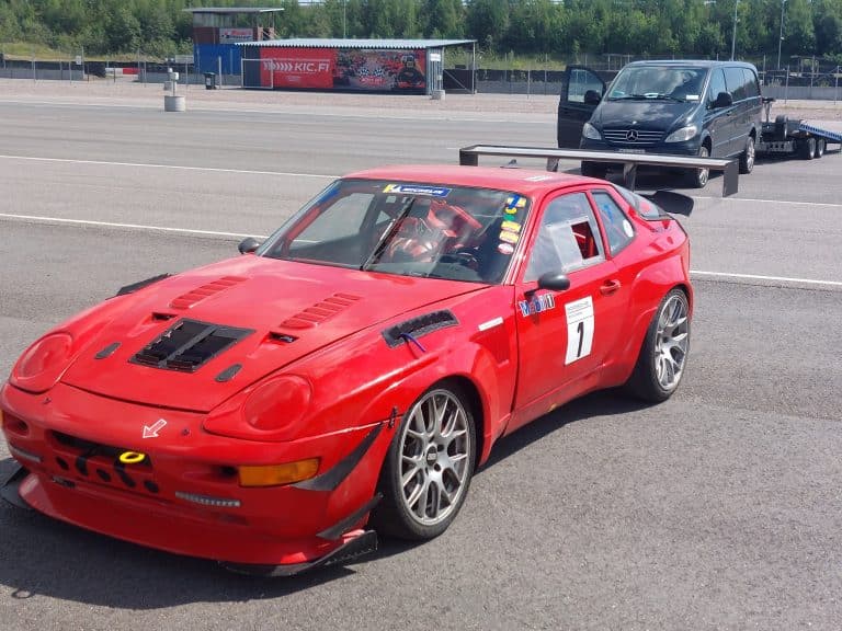 Porsche 968 Turbo RS Replica